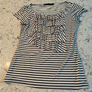 Cute black and white stripped top